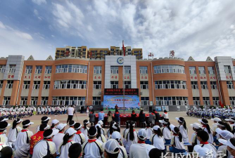广州金鹰小学户外活动场地