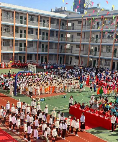 广州市荔湾区江洲小学户外活动场地