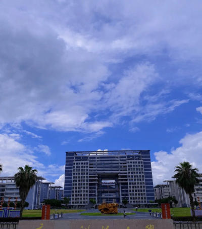 广西科技大学户外活动场地