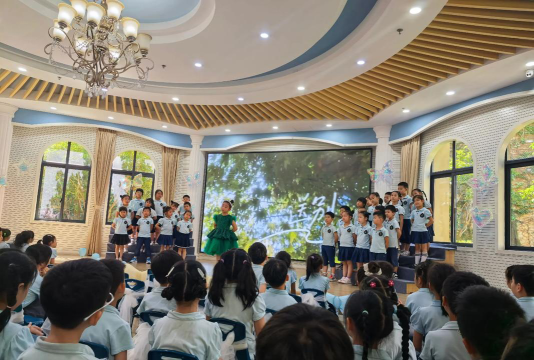 揭阳市榕城区西马香苗幼儿园户外活动场地