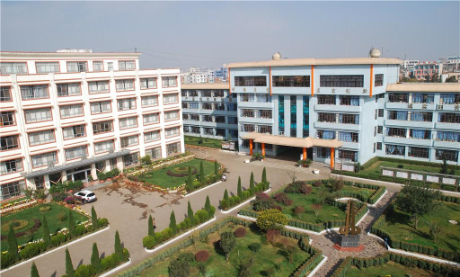 云南省宣威市田坝镇第一中学户外活动场地