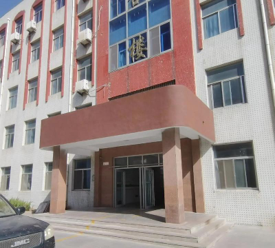 北中马中学户外活动场地