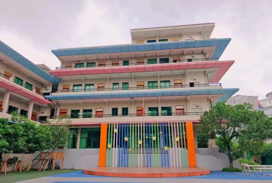 番禺市大石镇山西幼儿园户外活动场地