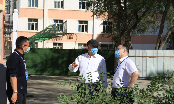 五家渠一中户外活动场地