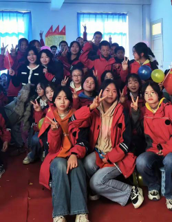 会宁县甘沟驿中学户外活动场地