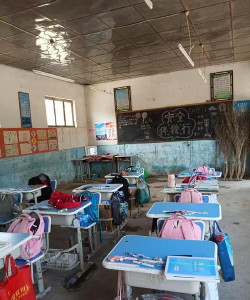 会宁县候川乡初级中学户外活动场地