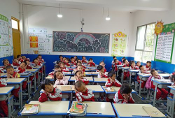 嘉义县鹿草乡重寮国民小学户外活动场地