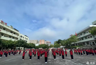 南雄市乌迳镇白胜小学户外活动场地