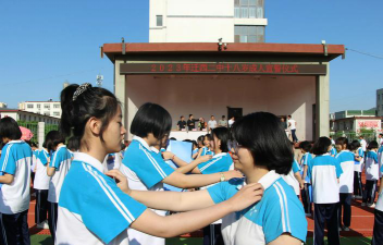 迁西县旧城初级中学户外活动场地