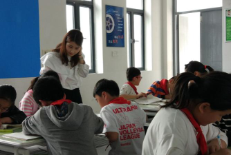 上海青浦区金泽小学户外活动场地