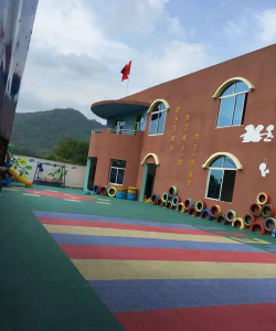 东莞市万江区菁菁幼儿园户外活动场地