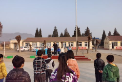 迁安市大五里乡初级中学户外活动场地