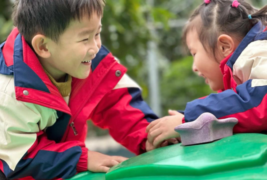 南宁市丽江幼儿园户外活动场地