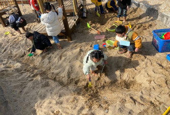 南海市金沙镇联沙幼儿园户外活动场地