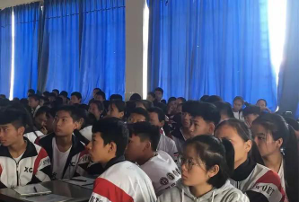 保山市隆阳区新城中学户外活动场地