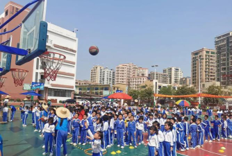 深圳市光明区马田小学户外活动场地