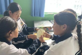 尖扎中学户外活动场地