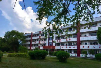 一六中心小学户外活动场地
