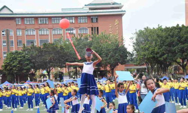 广州培真小学户外活动场地