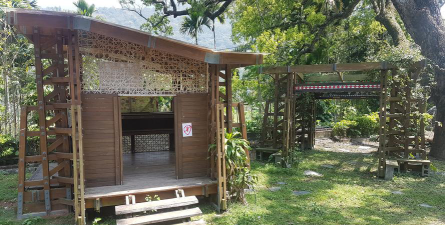 南投县信义乡丰丘国民小学户外活动场地