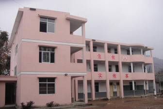 古市镇中心小学户外活动场地