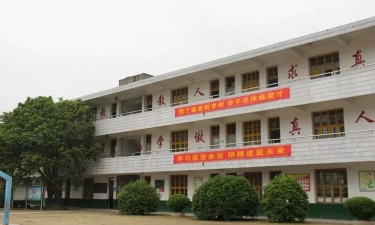 水车镇中心小学户外活动场地