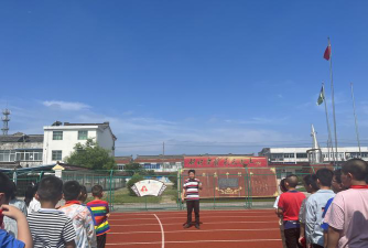 深圳行知实验小学户外活动场地