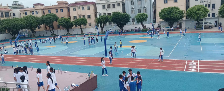 深圳大望学校户外活动场地
