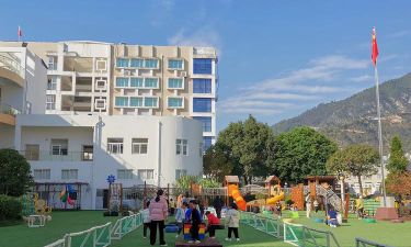 南海市桂城区石肯中心幼儿园户外活动场地