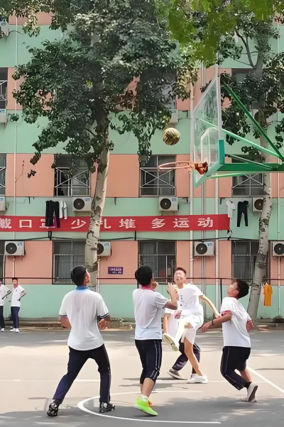 南和县和阳镇东韩中学户外活动场地
