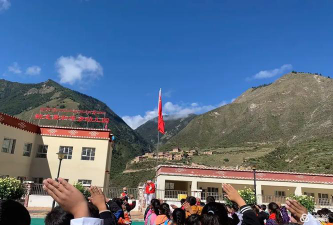 花垣县和平乡和平中心完小户外活动场地
