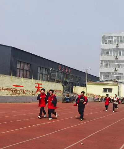 威县桑园中学户外活动场地