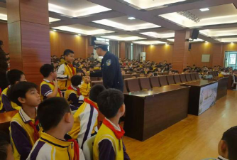 白蕉镇中心小学户外活动场地