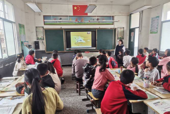 茅坪乡中心小学户外活动场地