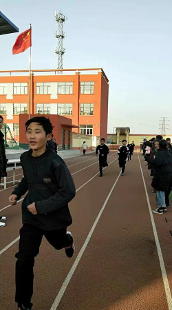 贤台中学户外活动场地