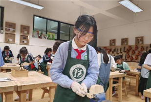 长沙市德馨园小学户外活动场地