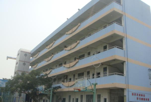 星湖小学户外活动场地
