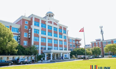 上海领科双语学校户外活动场地