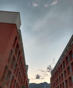 恩施市武陵国际实验学校户外活动场地