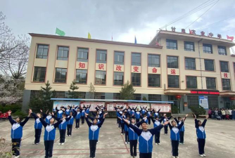 陇南市武都区甘泉农业中学户外活动场地