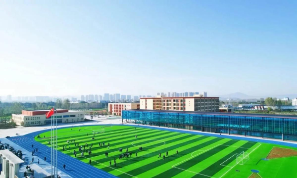 襄阳市汉江高中户外活动场地