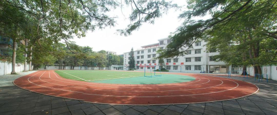 汕头市飞厦小学户外活动场地