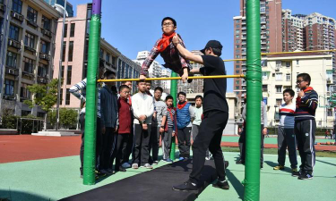 上海延安实验初级中学户外活动场地