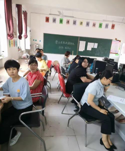 留史二中户外活动场地