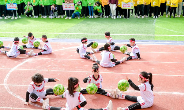 广州市天河区杨箕幼儿园户外活动场地