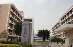 黔东南施秉县中等职业技术学校户外活动场地