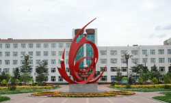 长春市九台区实验高中户外活动场地
