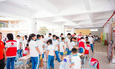 东莞常平文华学校(九年一贯制)户外活动场地