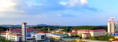 贵阳北京师范大学贵安新区附属学校户外活动场地
