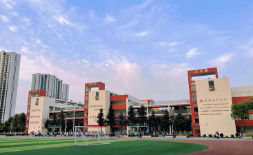 昆明度假区衡水实验中学户外活动场地